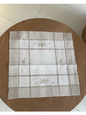 Marys Concept Işlemeli Servis Sehpası & Peçete Vizon Çiçek Işlemeli
