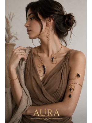 Aura Design Studio Aura Gold Renk Siyah Boncuk Detaylı Spiral Üst Kol Bileziği
