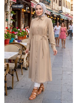 Modestim Kadın Tesettür Bej Boydan Düğmeli Uzun Tunik Arka Roba Omuz Pile Uzun Tesettür 120 cm Tunik