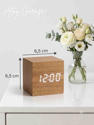 Atay Garage Minimalist LED Dijital Kahverengi Saat – Masaüstü Dekoratif Saat – Sessiz & Modern Tasarım
