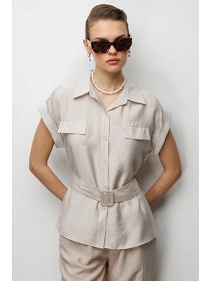 Ekol Polo Yaka Regular Fit Kısa Kollu Dokuma Kadın Bluz 02086 Bej