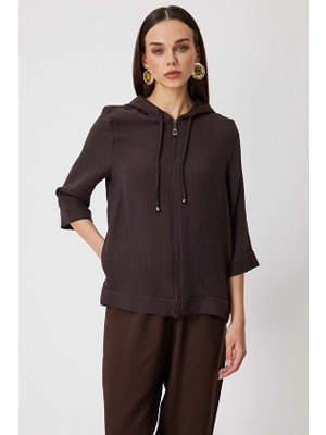 Onfashion Regular Fit Polyester Kapüşonlu Kapüşonlu Yarım Kol Kadın Mont 72700 Kahve