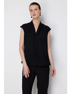 Ekol Regular Fit V Yaka Polyester Kolsuz Kadın Bluz 02008 Siyah