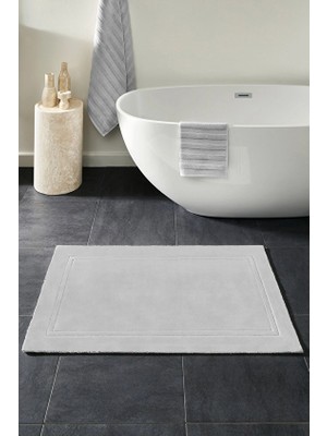 Cottons &amp; Clouds Basic Banyo Paspası 61 x 102 cm