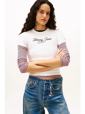 Tommy Jeans Kadın Tişört DW0DW21838 Beyaz