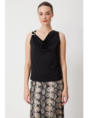 Onfashion Regular Fit Kolsuz Degaje Yaka Dokuma Kadın Bluz 71395 Siyah