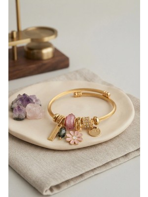Mey İthalat Mey Ithalat® Pembe Papatya Model Gold Renk Charmlı Bileklik