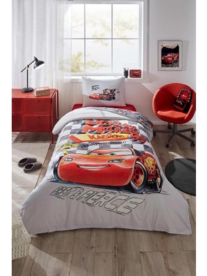 Özdilek Cars Fast Disney Lisanslı Tek Kişilik Lastikli Çarşaf Çocuk Nevresim Takımı