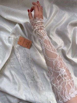 Nurcanilirboutique Beyaz Dantel Eldiven Kolluk