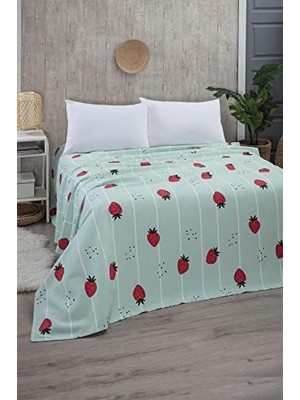 Büyük Pazar Store Çilek Desenli Tek Kişilik Pike Yatak Örtüsü 170 x 230