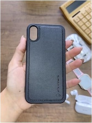 TeOra Store Premium Deri Dokulu Darbelere Karşı Dayanıklı Nazal Silikon Kılıf Siyah Iphone Xr ile Uyumlu