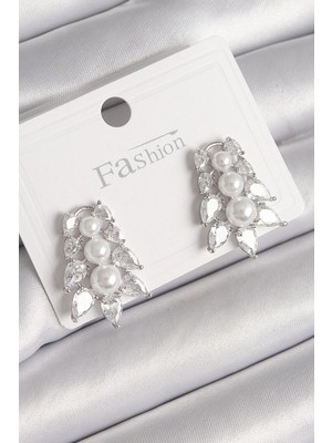 Inure Jewelry Pirinç Gümüş Renk Zirkon Taşlı Yaprak Model İnci Detay Kadın Küpe