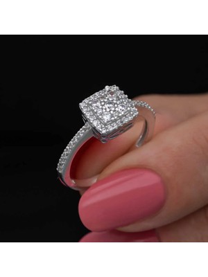 Inure Jewelry Gümüş Kare Zirkon Taşlı Kadın Yüzük