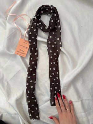 Nurcanilirboutique Puantiyeli Fular