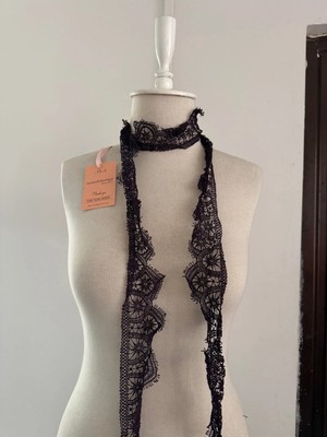 Nurcanilirboutique Zarif Mürdüm Fransız Dantel Fular