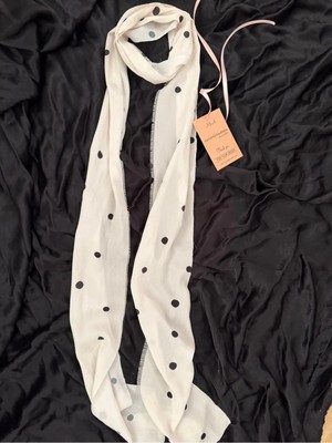 Nurcanilirboutique Puantiyeli Zarif Fular