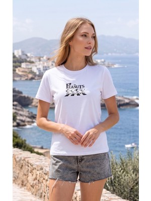 Camenta Kadın Beyaz %100 Pamuk Peanuts Baskılı T-Shirt