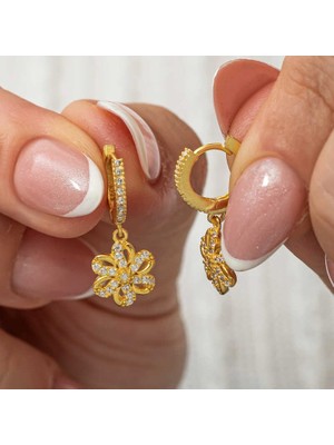 Inure Jewelry ​Gümüş Sallantılı Gold Çiçek Kadın Küpe