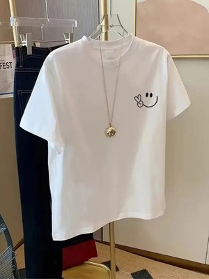 Velmora Fashion Kadın Gülücük Baskılı Tişört Kısa Kol Bisiklet Yaka Oversize T-Shirt - Beyaz