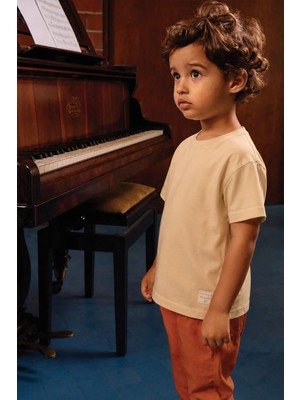 Cigit Etiket Detaylı T-Shirt 2-10 Yaş Sundres