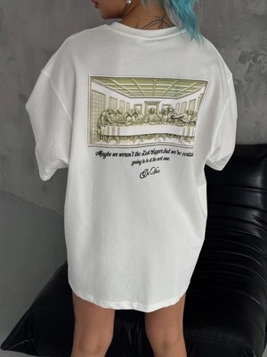 Tarz Yeri Kadın Baskılı T-Shirt Kısa Kol Bisiklet Yaka Oversize Rahat Kalıp Günlük Tişört - Beyaz
