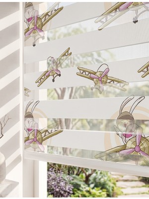 Adhome Sevimli Uyuyan Pilot Tavşan ve Uçaklar Dijital Baskılı Lüks Bebek Odası Zebra Perde | Ölçü: 30 x 30