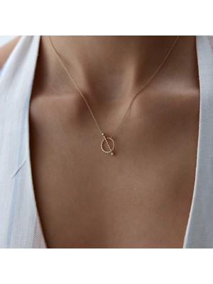 Burgulu Charm Halkası Kolye