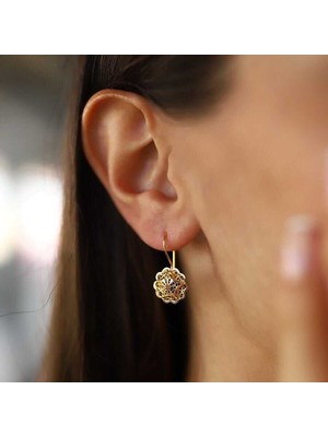 Star Sallantılı Gül Küpe