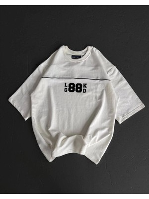 Tarz Yeri Kadın Baskılı T-Shirt Kısa Kol Bisiklet Yaka Oversize Rahat Kalıp Günlük Tişört   - Beyaz