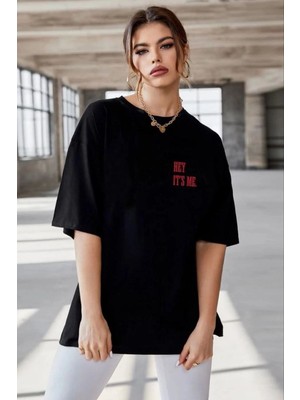 Tarz Yeri Kadın Baskılı T-Shirt Kısa Kol Bisiklet Yaka Oversize Rahat Kalıp Tişört - Siyah