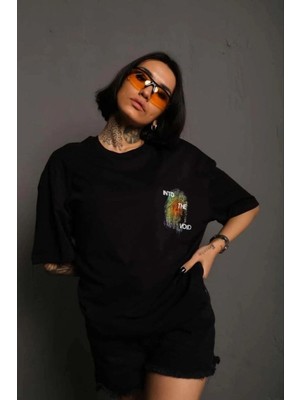 Tarz Yeri kadın Bisiklet Yaka Baskılı Oversize Kısa kol T-Shirt - Siyah