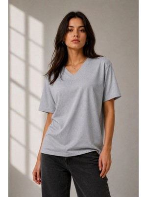 Tarz Yeri Kadın V Yaka Basic Tişört Kısa Kol Yazlık Regular Fit T-Shirt - Gri