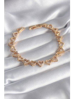 Uravas Store Pirinç Gold Renk Zirkon Taşlı Kalp Model Vıp Seri Kadın Bileklik 5886