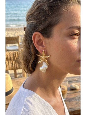 Uravas Store Doğal Deniz Kabuğu ve Gold Renk Yıldız Model Kadın Küpe 5886