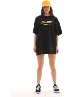 Tarz Yeri Kadın Kısa Kol Yazlık Tişört Bisiklet Yaka Baskılı Oversize T-Shirt - Siyah
