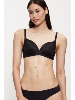 Triumph Body Make Up Soft Touch Wp Ex