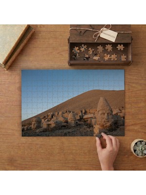 Nemrut Dağı Tasarımı 240 Parça Ahşap Puzzle Ahşap Kutuda  MP02141
