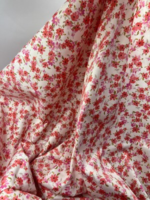 Elna Kumaş Çiçekli Pamuk Saten Kumaş – Elbise, Etek ve Bluzluk | 150 cm En