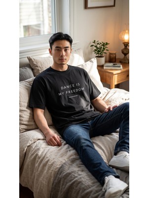 Lumora Store %100 Pamuk Dance Is My Freedom Baskılı Unisex Oversize Tişört Siyah