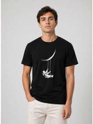 Tarz Yeri Erkek Astronot Ay Temalı Tişört Kısa Kol Yazlık Bisiklet Yaka T-Shirt - Siyah