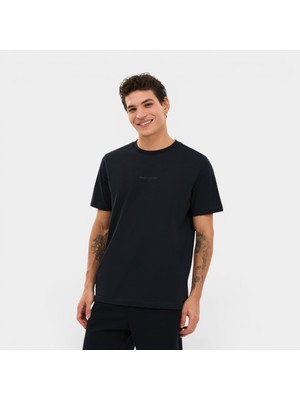 Skechers M Essential T-Shirt S2510017-3817 Erkek Siyah Tişört