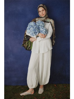 Fresh Scarfs X DeFacto Shadow Floral Viskon Şal I1753AX26SM