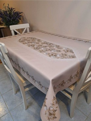 Başak Ev Tekstili Siyah Gül Desenli Dora Pano Kaymaz Özel Tabanlı Pvc Muşamba - Desenli Silinebilir 100 x 140 Hazır Masa Örtüsü