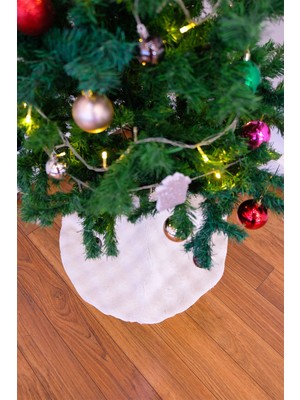 Dekomod Peluş Krem Yılbaşı Çam Ağacı Altı Ayak Örtüsü Yıkanabilir Kumaş Kurdeleli 70 cm