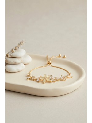 AyrStore Buğz Gold Renk Zirkon Taşlı Pirinç Sedefli Çiçek Model Asansörlü Bileklik