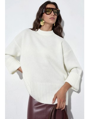 Hiccup Kadınlar Vıorna Düz Bisiklet Yaka Sweatshirt Tozlu Beyaz