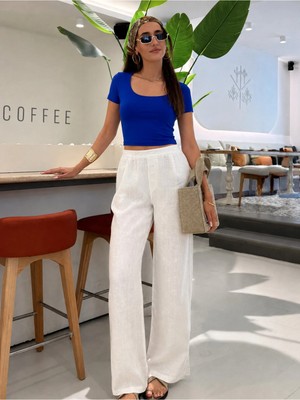 Bellavita Botuique Kare Yaka Basic Crop Tişört