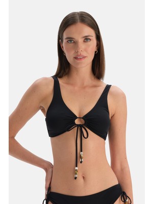 Dagi Siyah Üçgen Bikini Üst