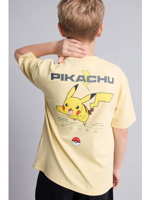 DeFacto Pokémon Lisanslı Oversize Sırt Baskılı Bisiklet Yaka Kısa Kollu Tişört Erkek Çocuk H8304A826AU