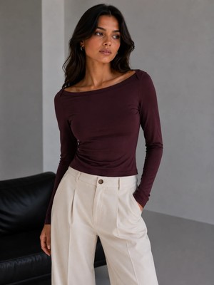 Sortie Collection Kadın Geniş Kayık Yaka Uzun Kollu Slim Fit Bluz Mürdüm
